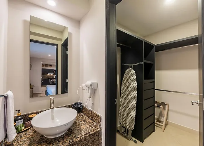 Aparthotel Ciceron 612 Polanco 4*